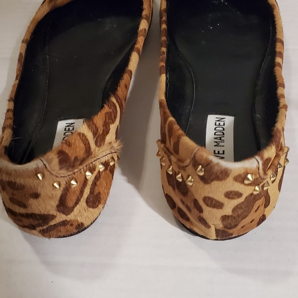 Steve Madden Tan K Studd Gold Studded Flats 8 - Picture 8 of 12